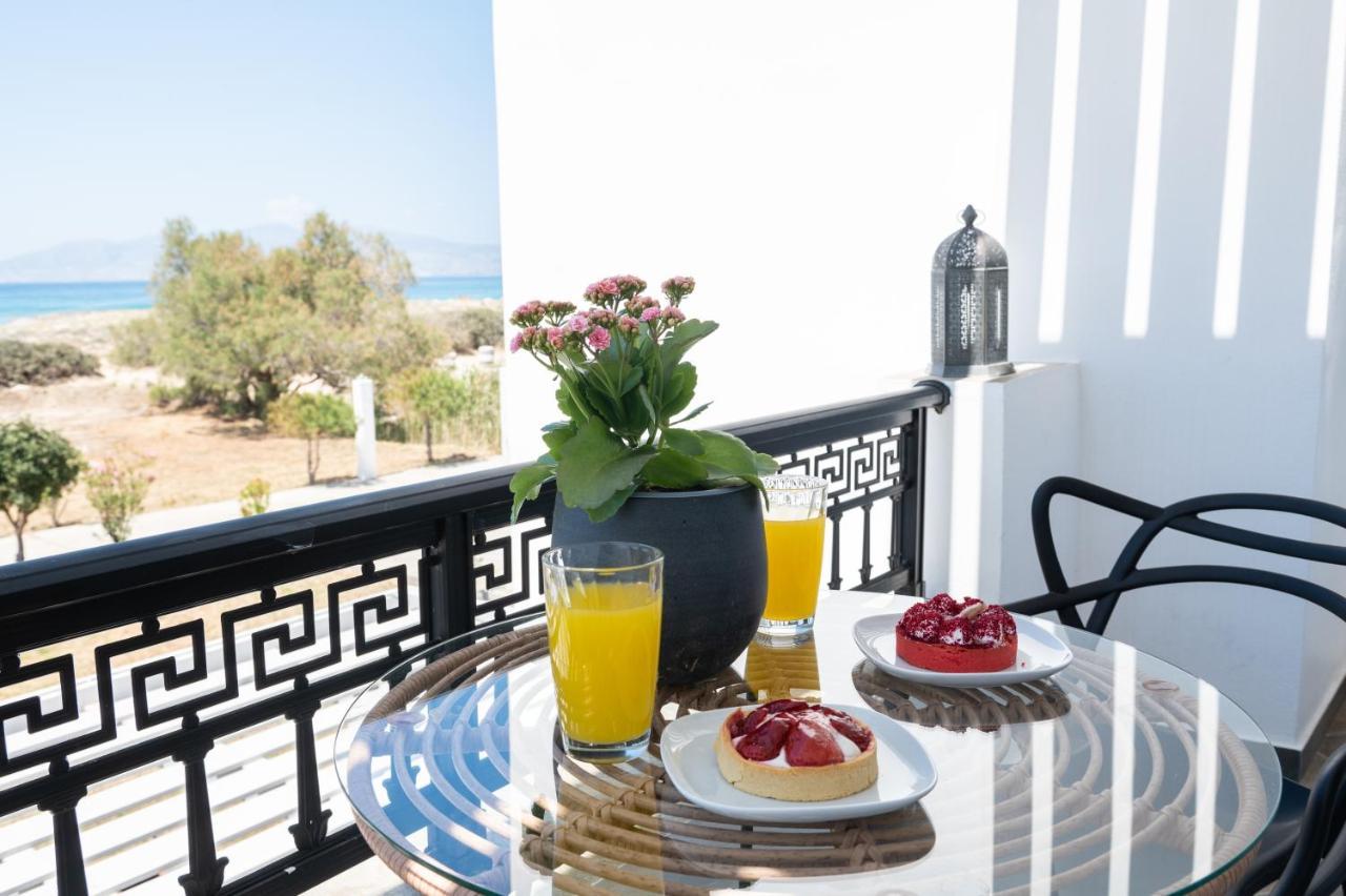 Sea Lilies Suites Pláka Esterno foto